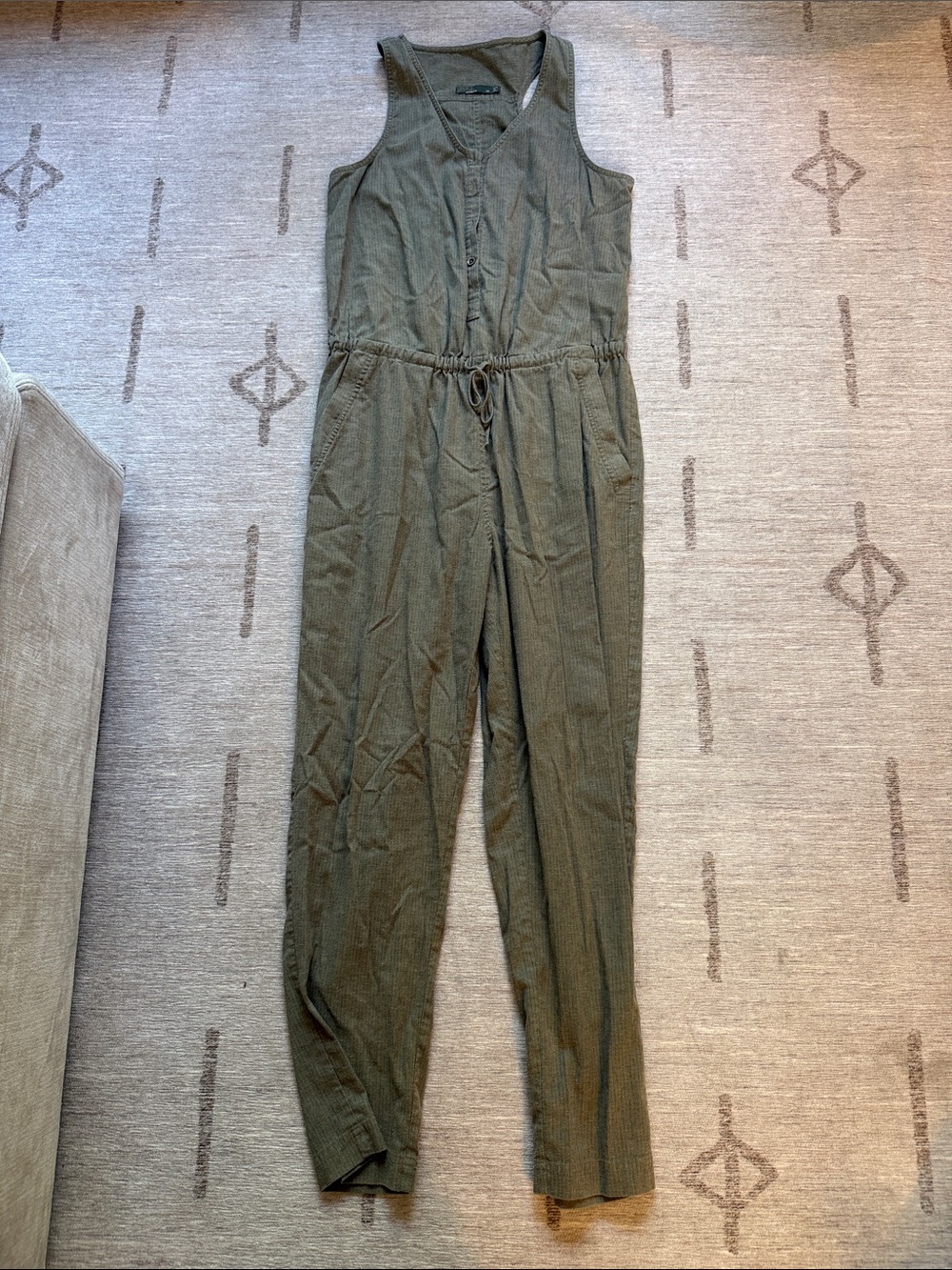 Women’s size medium Sleeveless Olive Green Utility Jumpsuit